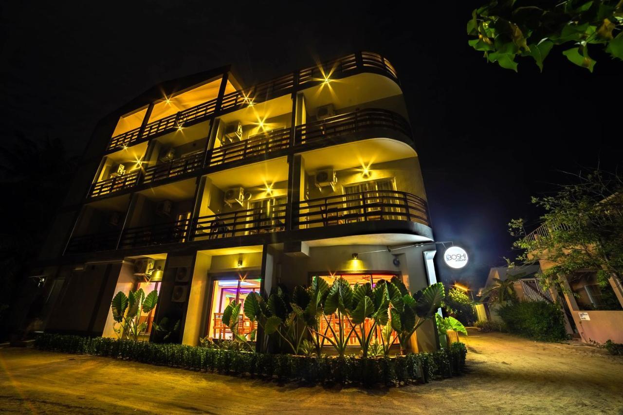 Dhiguveli Breeze Hotel ดิห์กูราห์ ภายนอก รูปภาพ